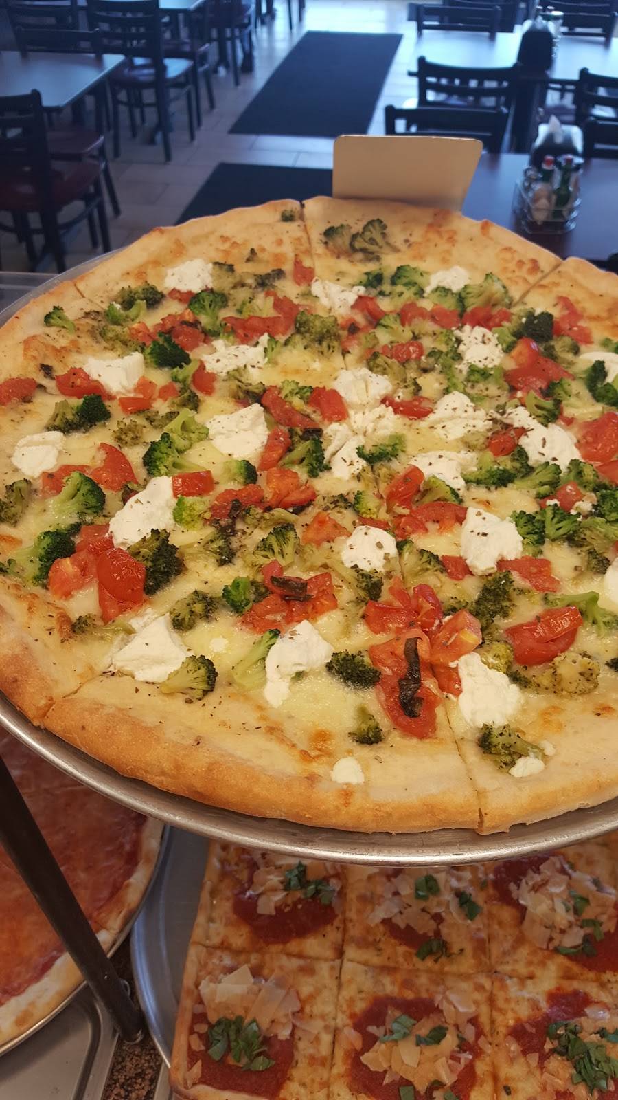 Toninos Pizza West | restaurant | 4540 Marketplace Way #100, Enola, PA 17025, USA | 7175476757 OR +1 717-547-6757