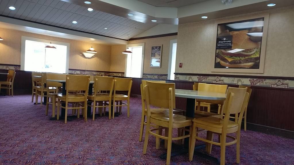 Wendys | restaurant | 221 Weber St N, Waterloo, ON N2J 3H5, Canada | 5197462728 OR +1 519-746-2728