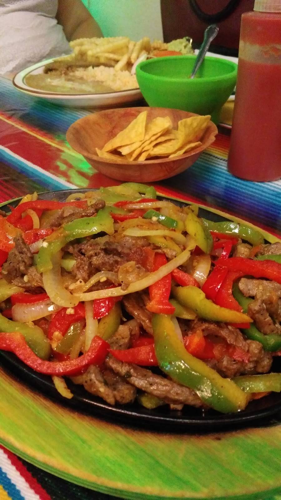 El Tenampa | restaurant | 556 N Eastern Ave C, Las Vegas, NV 89101, USA | 7025981716 OR +1 702-598-1716