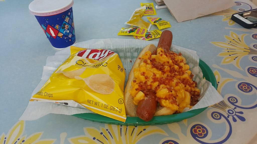 Refreshment Corner | meal takeaway | 4401 Floridian Way, Anaheim, CA 92802, USA | 7147813463 OR +1 714-781-3463