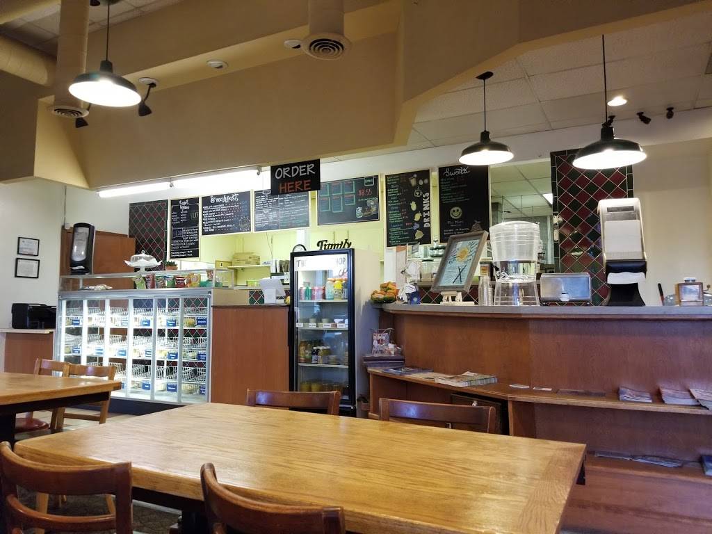 The Bagel Shop | restaurant | 3800 N Mesa St # C2, El Paso, TX 79902, USA | 9155327070 OR +1 915-532-7070