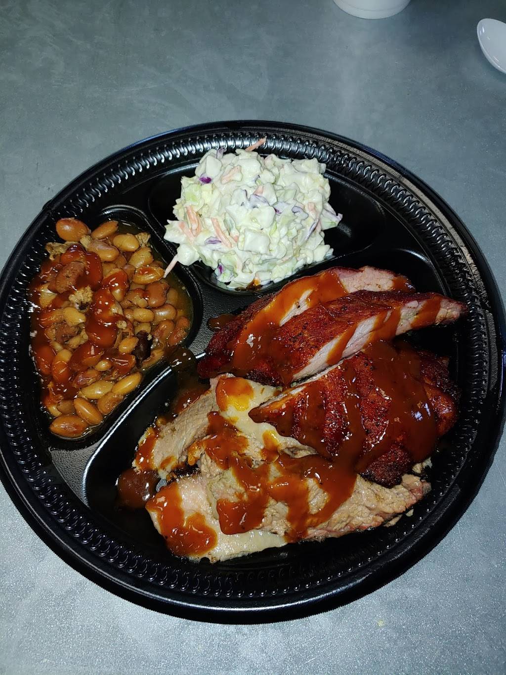 Bodacious Bar-B-Q | restaurant | 1879 Troup Hwy, Tyler, TX 75701, USA | 9035924148 OR +1 903-592-4148