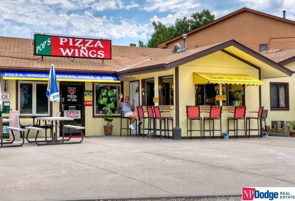 Pops Pizza and Wings | restaurant | 980 County Rd W, Fremont, NE 68025, USA | 4027278787 OR +1 402-727-8787