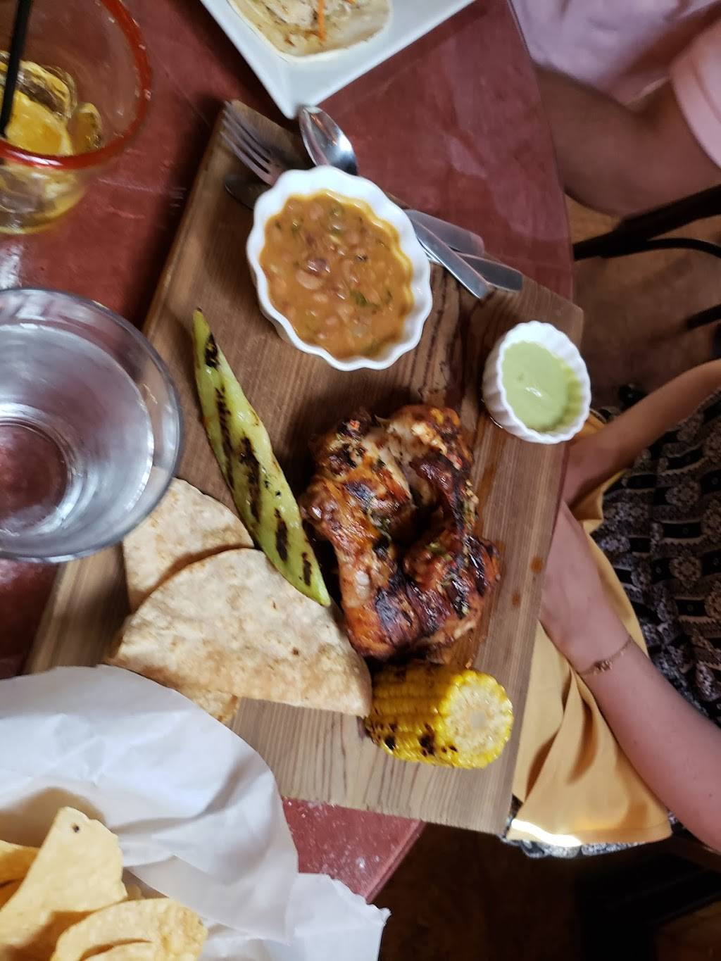 Zacatecas Mexican Grill & Tequila Lounge | restaurant | 145 W Wisconsin Ave, Neenah, WI 54956, USA | 9207227116 OR +1 920-722-7116