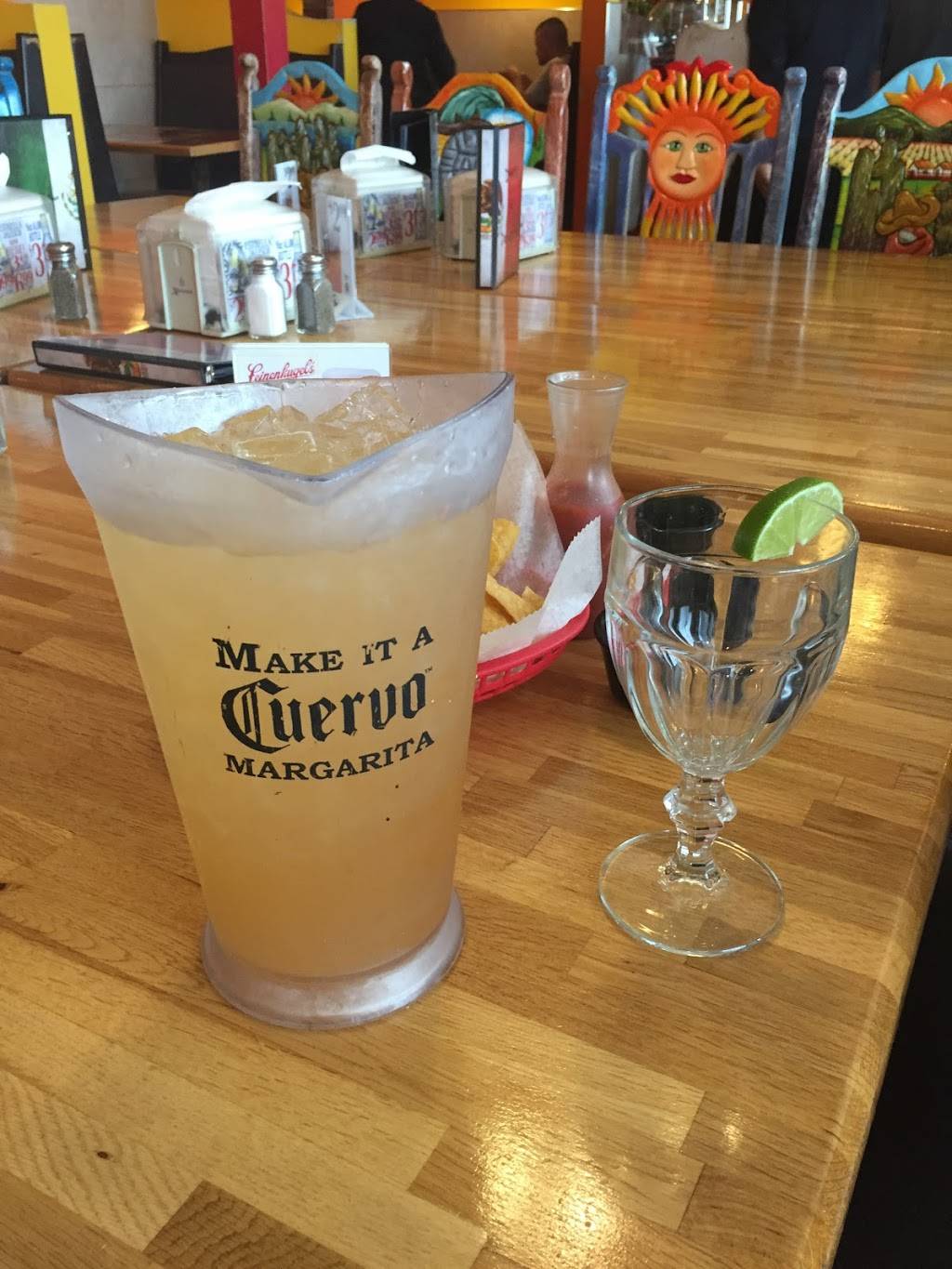 Si Senor Mex-Mex Bar and Grill | restaurant | 612 Walmart Dr, Farmington, MO 63640, USA | 5737473030 OR +1 573-747-3030