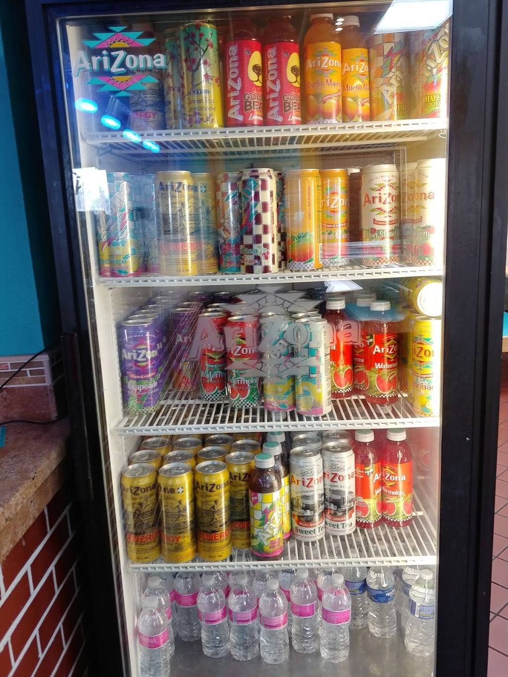 Sharks Fish and Chicken | restaurant | 1001 Roosevelt Rd, Maywood, IL 60153, USA | 7083458006 OR +1 708-345-8006