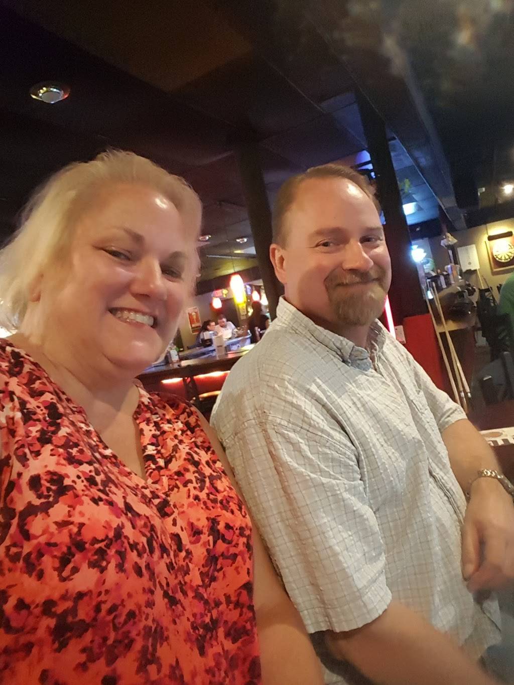 Underground Billards | restaurant | 930 Plainfield St, Johnston, RI 02919, USA | 4013315291 OR +1 401-331-5291