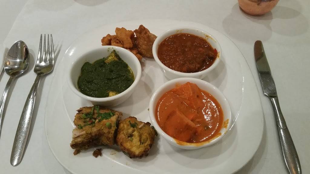 Manhattan Valley | restaurant | 2636 Broadway, New York, NY 10025, USA | 2122229227 OR +1 212-222-9227