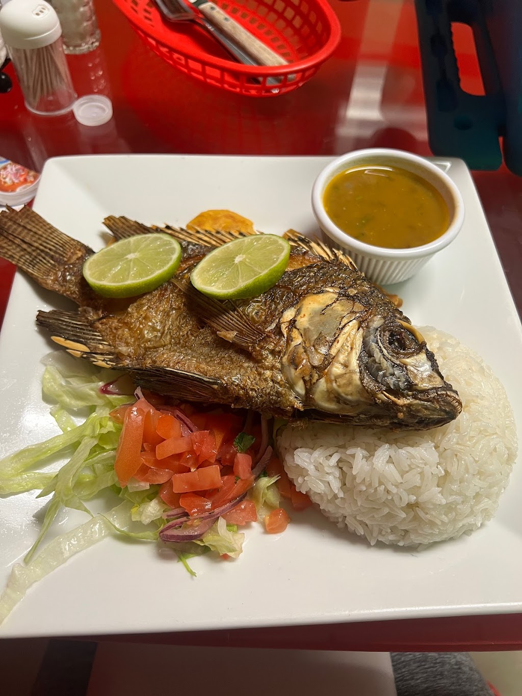 Cafeteria and Restaurante de Dona Blanquita | restaurant | 163 Main St, Milford, MA 01757, USA | 7746157819 OR +1 774-615-7819