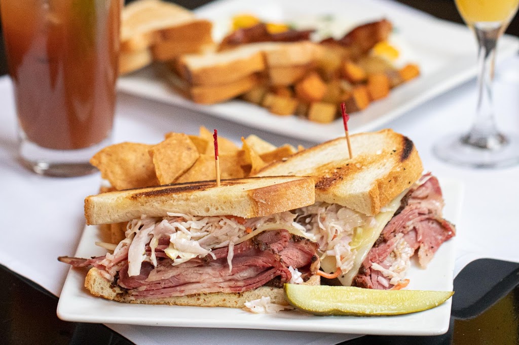 The Bulls Head Tavern | restaurant | 188 Monroe Ave NW, Grand Rapids, MI 49503, USA | 6164543580 OR +1 616-454-3580