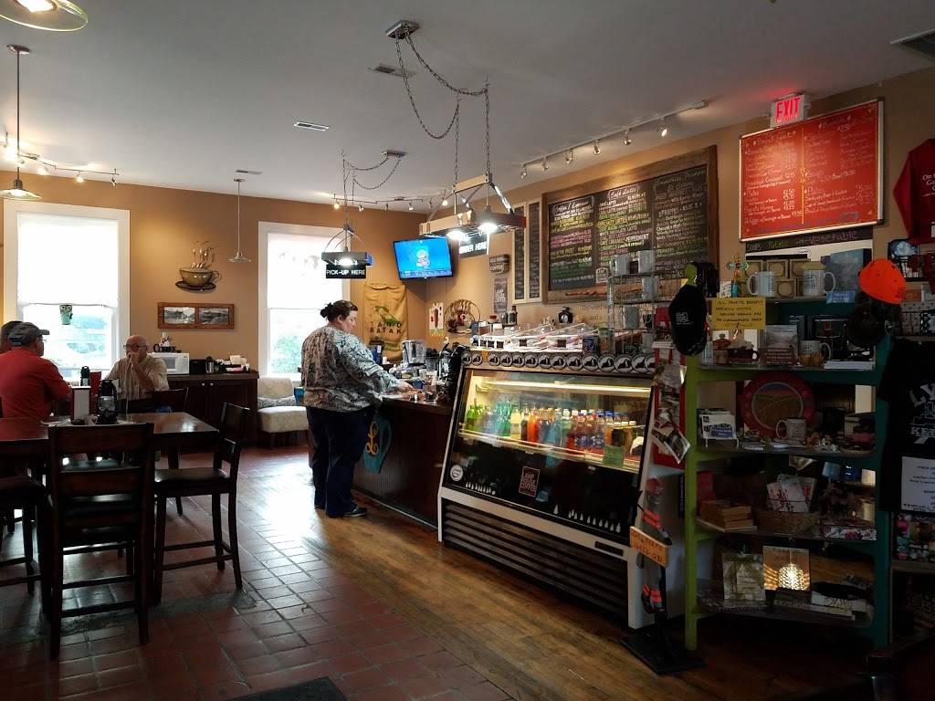 Lamp House Coffee | cafe | 1 Main Street, USPS 368, Lynch, KY 40855, USA | 6068940007 OR +1 606-894-0007