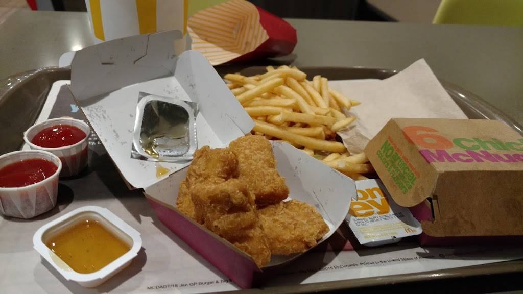 McDonalds | cafe | 1001 Hawkeye Ave SW, Le Mars, IA 51031, USA | 7125468519 OR +1 712-546-8519