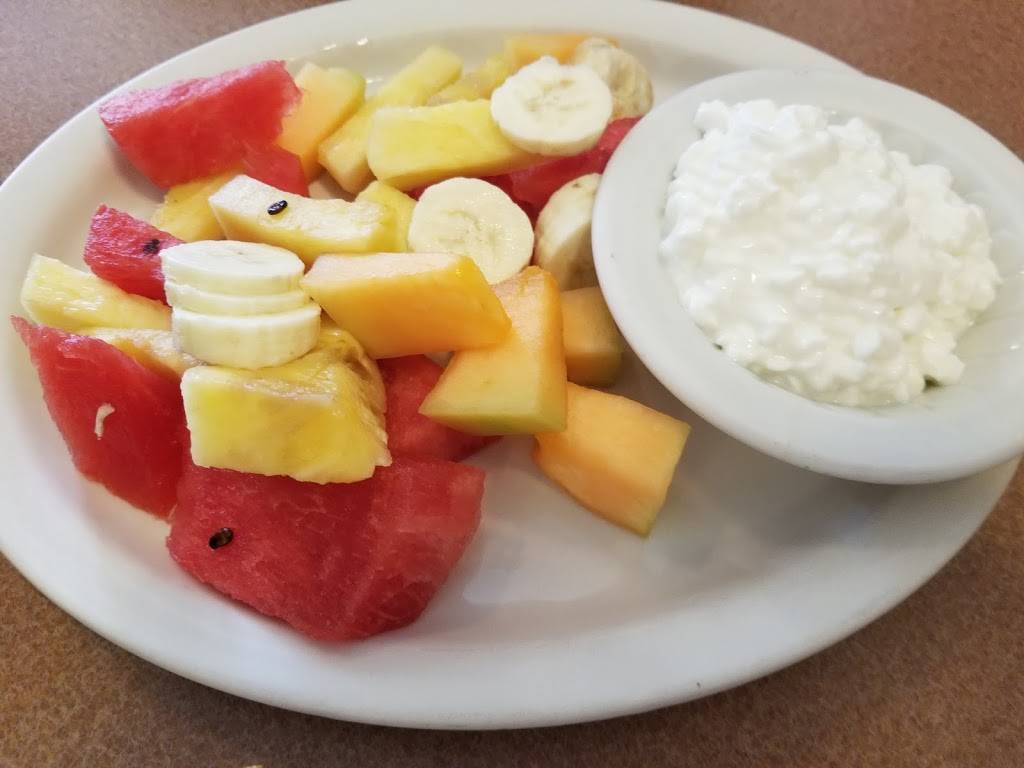 Gold Mine Restaurant | restaurant | 204 E St Paul St, Spring Valley, IL 61362, USA | 8156642640 OR +1 815-664-2640