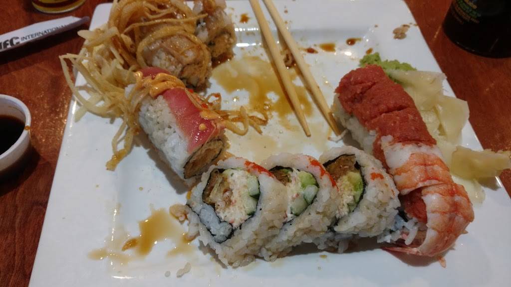 Arigato Sushi Boutique | restaurant | 140 N College St #101, Auburn, AL 36830, USA | 3348873915 OR +1 334-887-3915