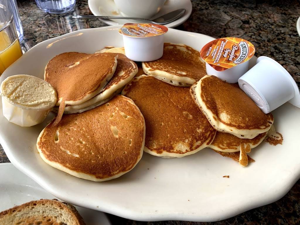 Colonie Diner | restaurant | 1890 Central Ave, Albany, NY 12205, USA | 5184561550 OR +1 518-456-1550