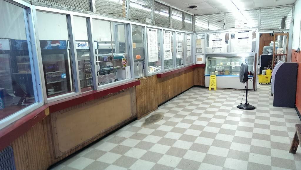 Pimlico Fried Chicken | restaurant | 3758 W Belvedere Ave, Baltimore, MD 21215, USA | 4106642327 OR +1 410-664-2327