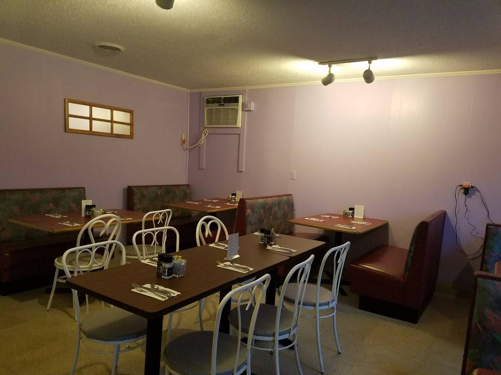 Gourmet Deli & Cafe | restaurant | 4961 Main St #2, Manchester Center, VT 05255, USA | 8023621254 OR +1 802-362-1254