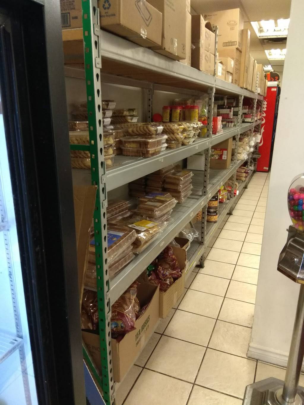 Desi Corner | meal takeaway | 40 Dundas St E, Mississauga, ON L5A 1W2, Canada | 9052757501 OR +1 905-275-7501