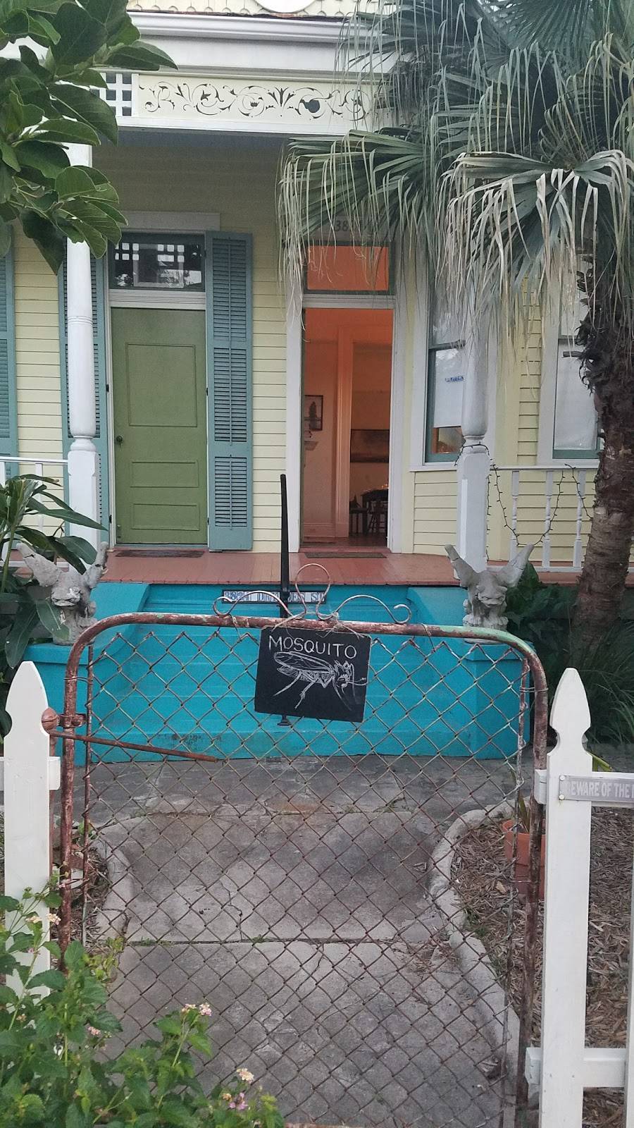 Mosquito Supper Club | restaurant | 3824 Dryades St, New Orleans, LA 70115, USA | 5044949777 OR +1 504-494-9777