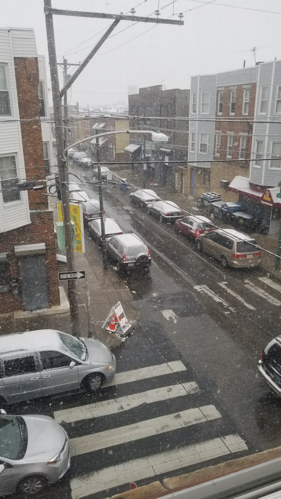 Hos Chinese Restaurant | restaurant | 1600 S 7th St, Philadelphia, PA 19148, USA | 2157557069 OR +1 215-755-7069