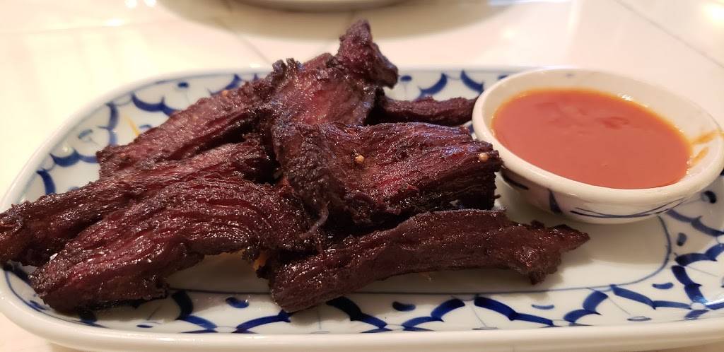 Rabieng Thai Restaurant | restaurant | 5892 Leesburg Pike, Falls Church, VA 22041, USA | 7036714222 OR +1 703-671-4222