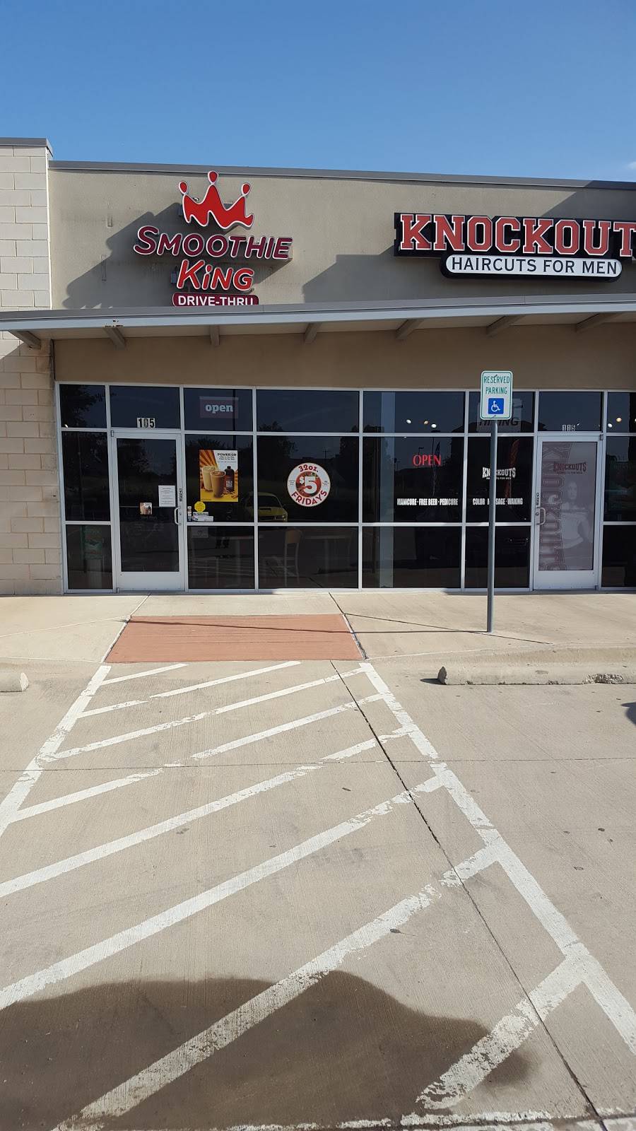 Smoothie King | restaurant | 2901 Western Center Blvd #105, Fort Worth, TX 76131, USA | 8178478083 OR +1 817-847-8083