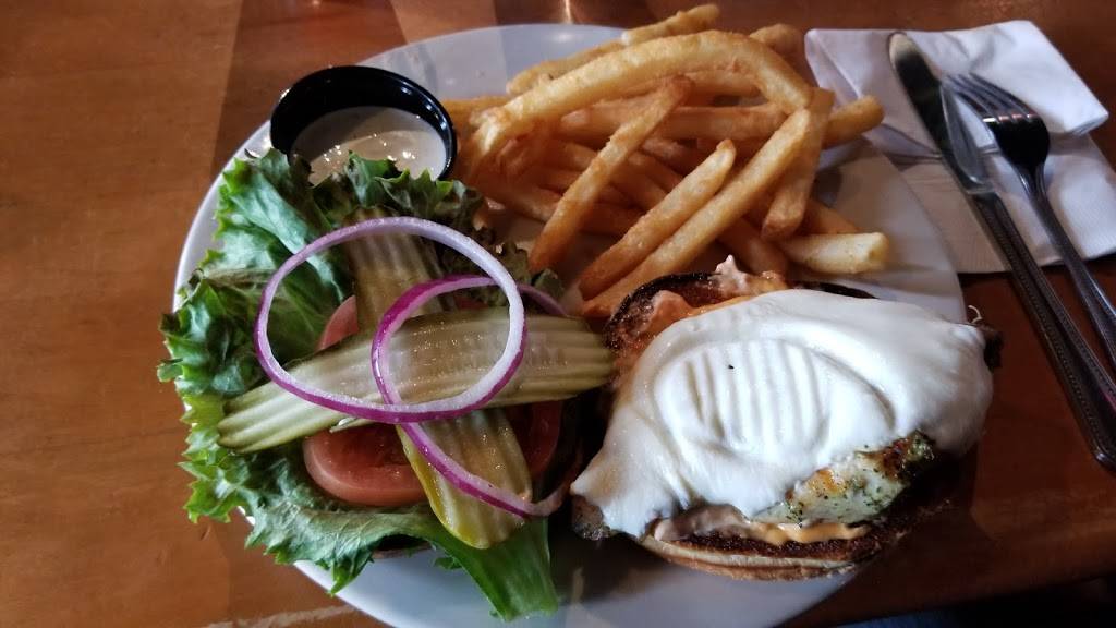 Maumee Bay Brew Pub | restaurant | 2, 27 Broadway St, Toledo, OH 43604, USA | 4192431302 OR +1 419-243-1302