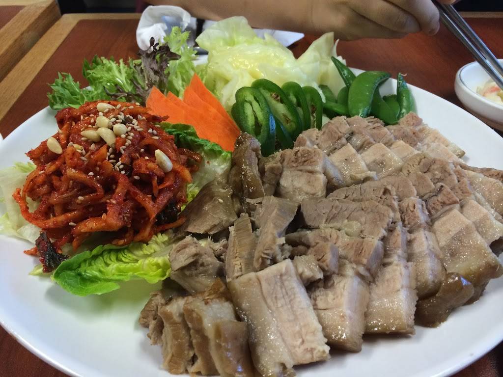 Good Fella | restaurant | 905 S Neil St # F, Champaign, IL 61820, USA | 2172395959 OR +1 217-239-5959