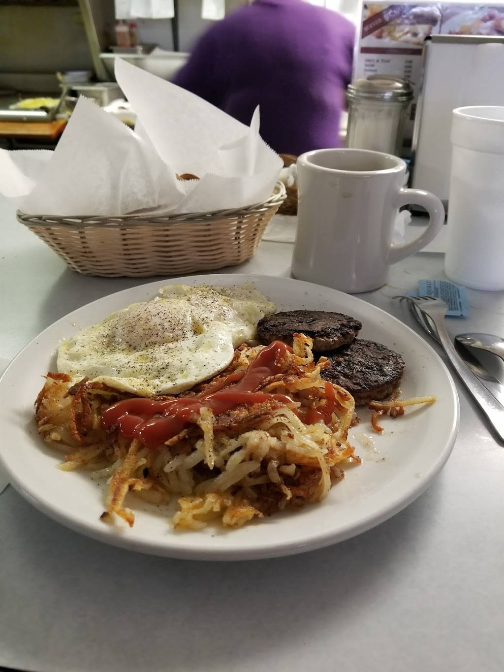 Reds Grill | restaurant | 1101 E Main St, Rock Hill, SC 29730, USA | 8033244477 OR +1 803-324-4477