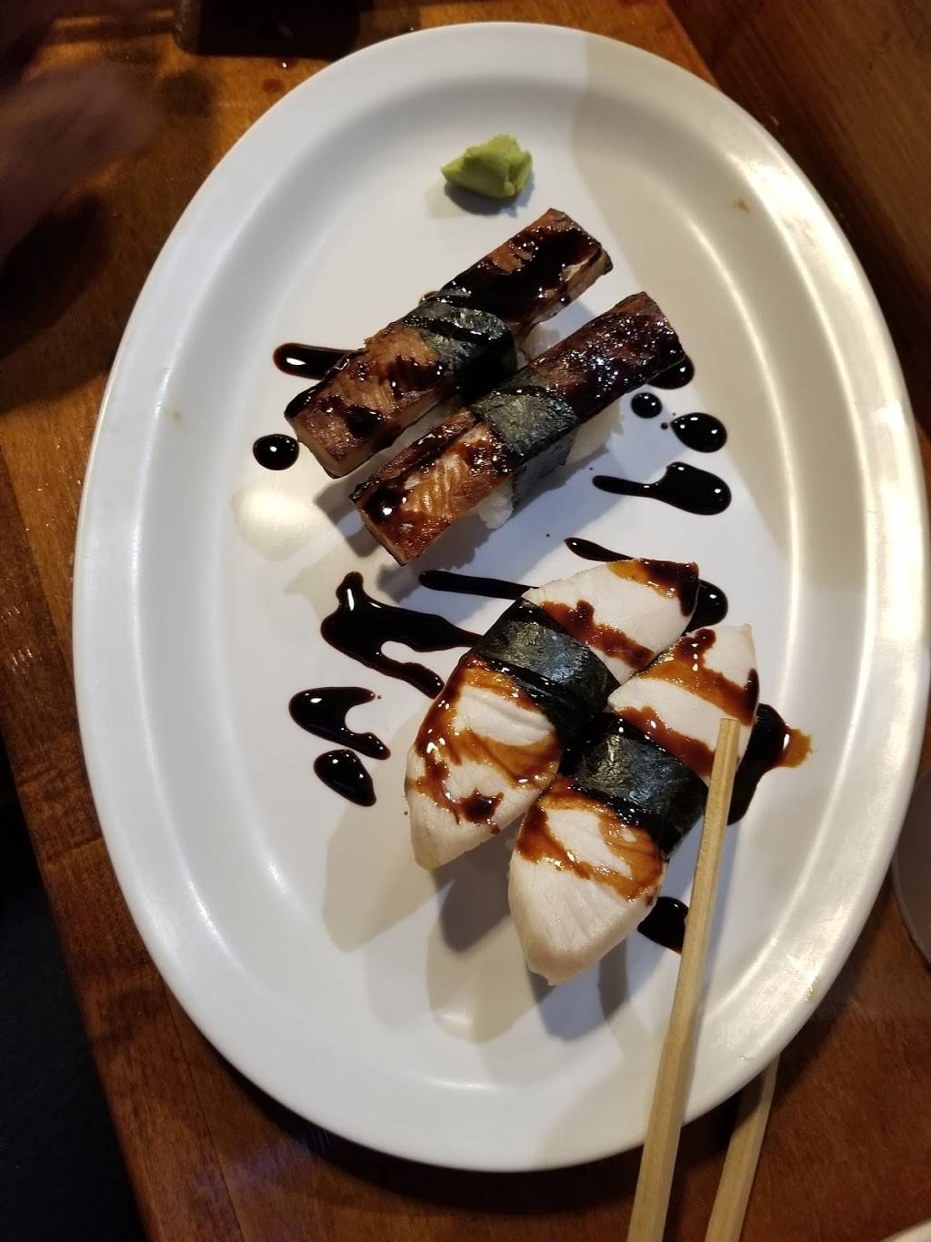 Crazy Tokyo Sushi | restaurant | 21801 Ventura Blvd, Woodland Hills, CA 91364, USA | 8189995060 OR +1 818-999-5060