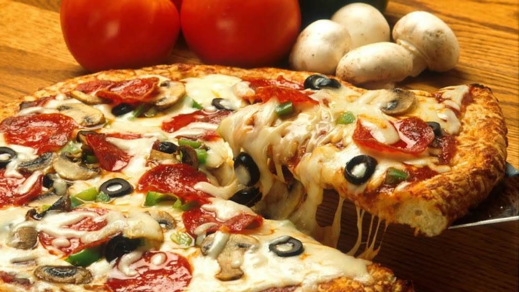 Puccis Pizza | restaurant | 888 Biscayne Blvd, Miami, FL 33132, USA | 3053588881 OR +1 305-358-8881