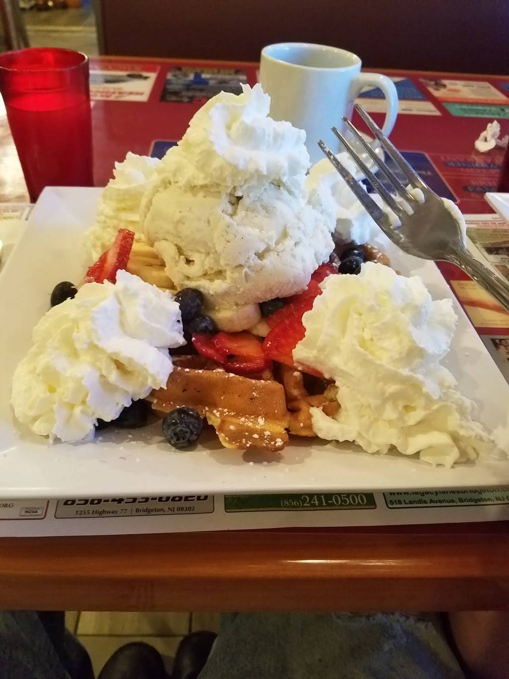 Bridgeton Family Diner | restaurant | 825 N Pearl St, Bridgeton, NJ 08302, USA | 8564551010 OR +1 856-455-1010