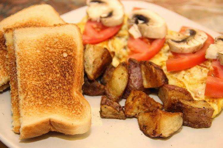 Hendersons Cafe | restaurant | 300 Main St, Wenham, MA 01984, USA | 9784681900 OR +1 978-468-1900