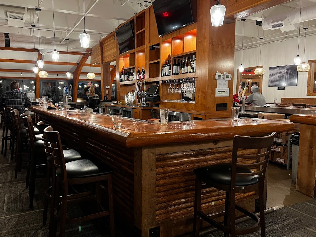 Pints & Pies Pizza Company | restaurant | 760 N Lake Blvd, Tahoe City, CA 96145, USA | 5305842935 OR +1 530-584-2935