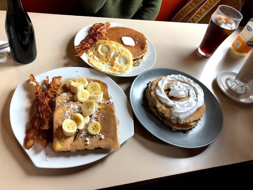 Its Tops Coffee Shop | restaurant | 1801 Market St, San Francisco, CA 94103, USA | 4154316395 OR +1 415-431-6395