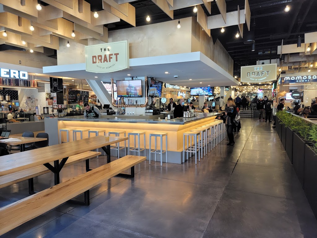 Hub Hall | restaurant | 80 Causeway St, Boston, MA 02114, USA | 6172638900 OR +1 617-263-8900