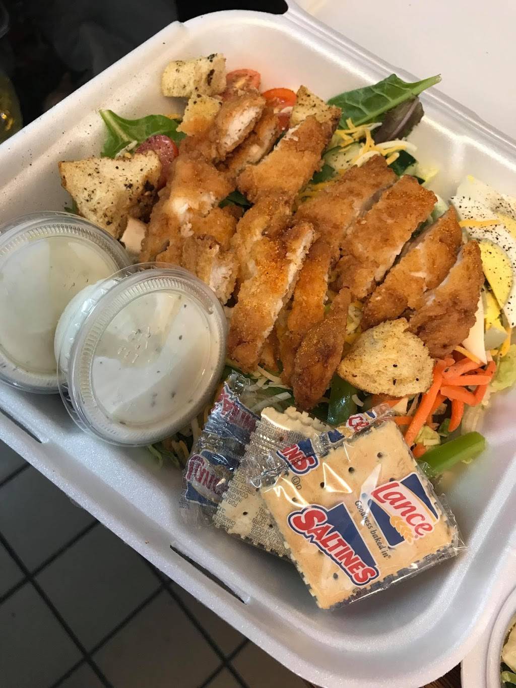 Kimbers Korner Eatery | restaurant | 125 N Broad St, Scottsboro, AL 35768, USA | 2569990932 OR +1 256-999-0932