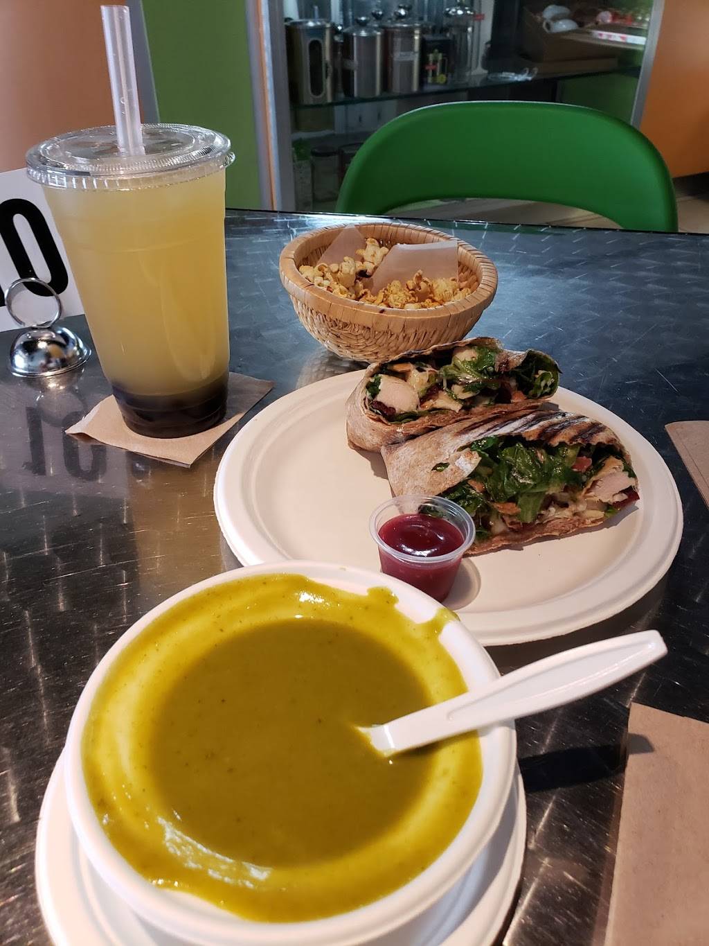 Aravita Bubble Tea and Smoothies | cafe | 11402 NW 41st St, Doral, FL 33178, USA | 3057220501 OR +1 305-722-0501