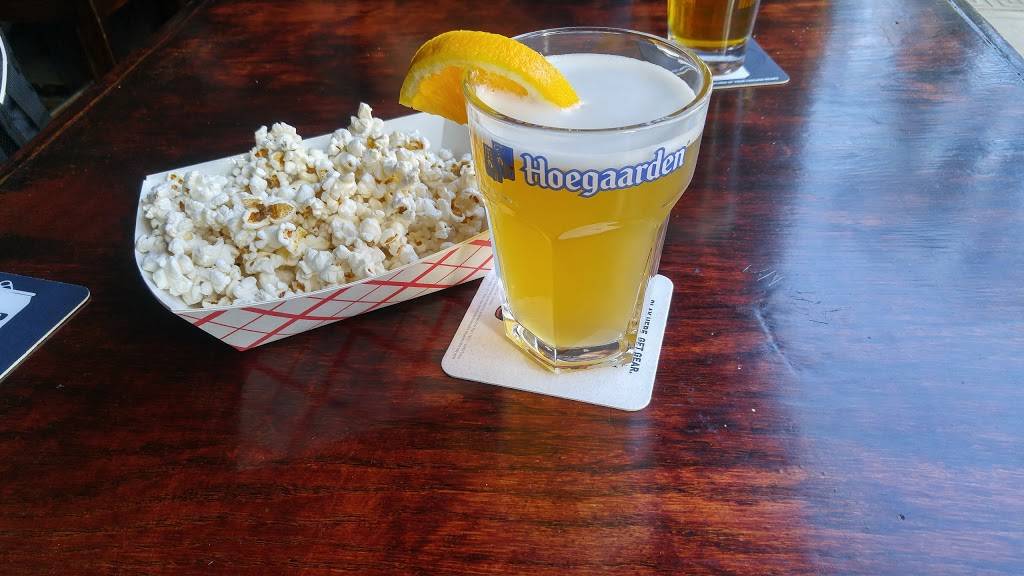 Dugans | restaurant | 128 S Halsted St, Chicago, IL 60661, USA | 3124217191 OR +1 312-421-7191