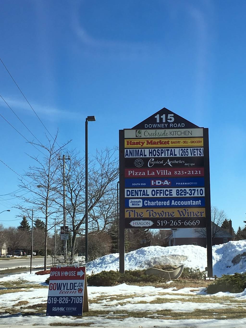 The Towne Winer | restaurant | Downey Road Centre, 115 Downey Rd #5, Guelph, ON N1C 1A2, Canada | 5198249191 OR +1 519-824-9191