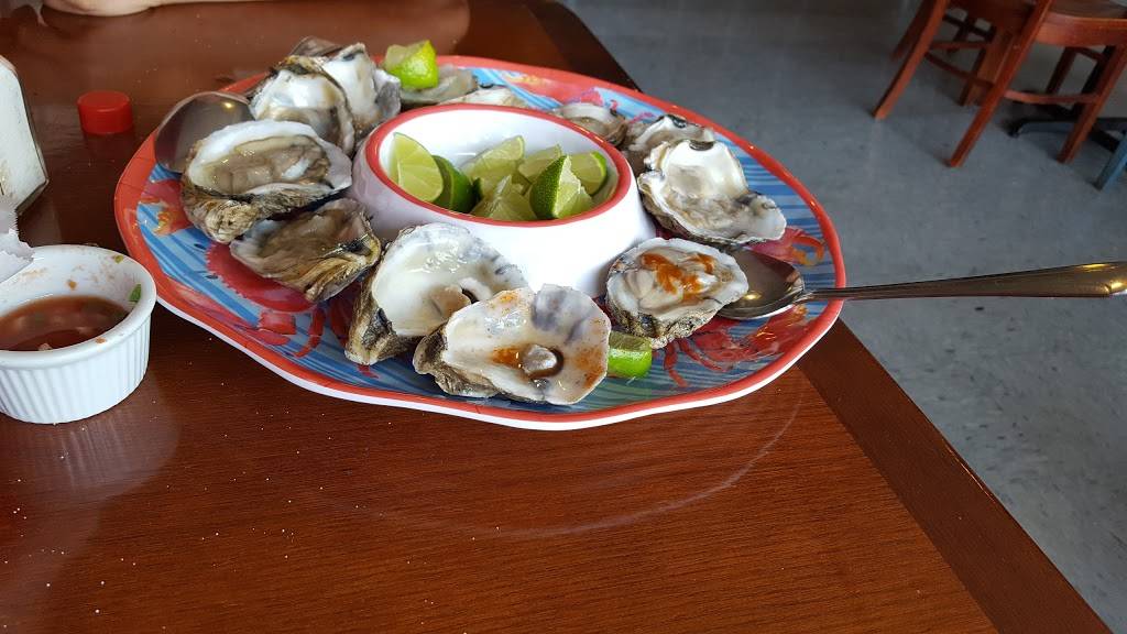 Las Brisas | restaurant | 1906 University Ave, Green Bay, WI 54302, USA | 9204360540 OR +1 920-436-0540