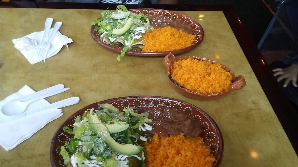 Bubbys Burritos | restaurant | 440 Jersey Ave, Jersey City, NJ 07302, USA | 2013337004 OR +1 201-333-7004