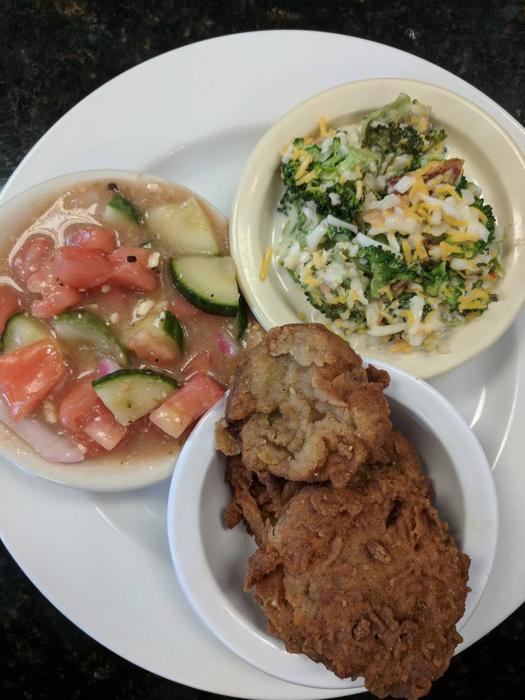 The Market Restaurant | restaurant | 322 Little Brooke Ln, West Columbia, SC 29172, USA | 8035095641 OR +1 803-509-5641