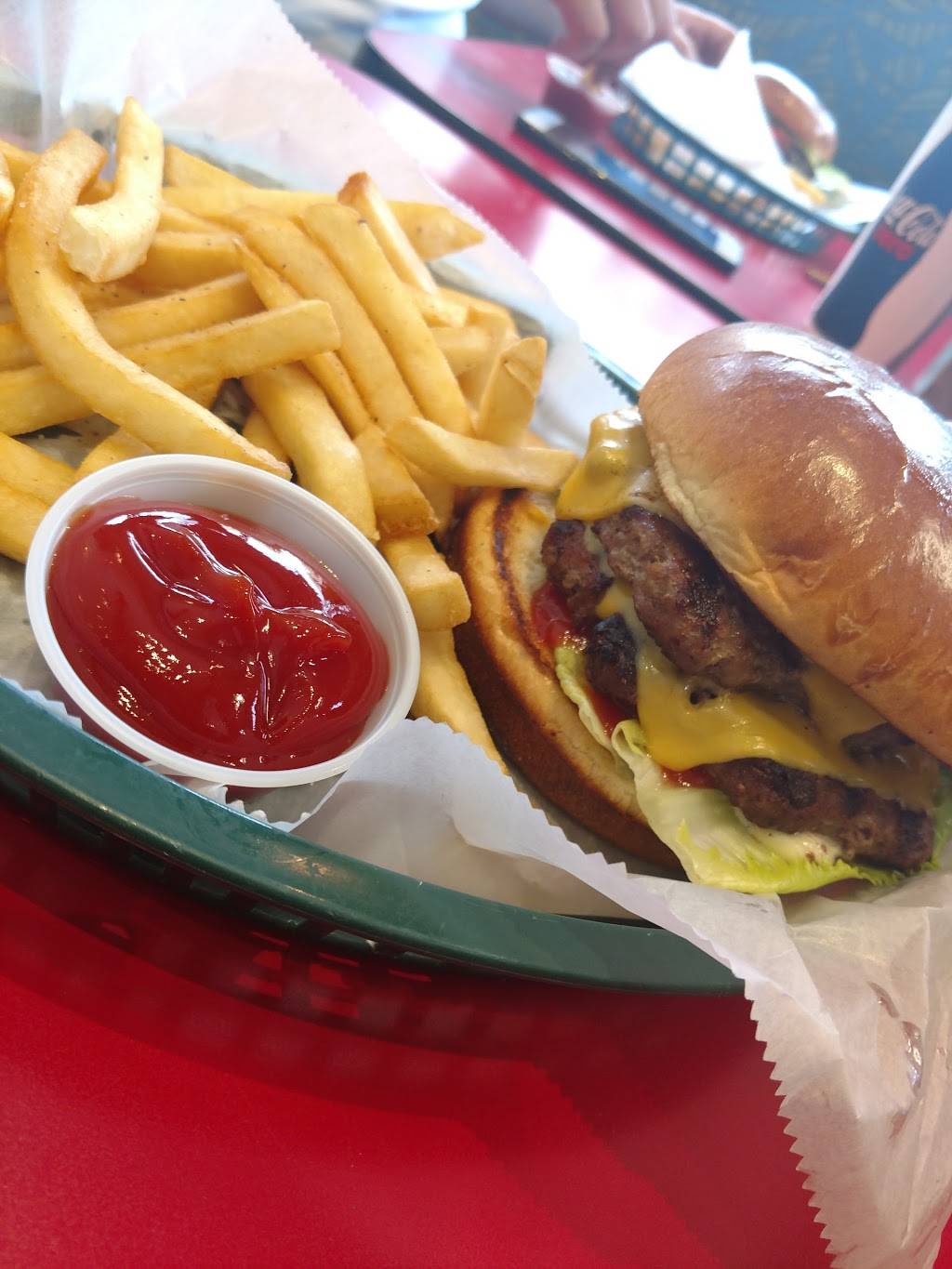 Kokos Mediterranean Grille | restaurant | 1760 W Chicago Ave, Chicago, IL 60622, USA | 3129880088 OR +1 312-988-0088