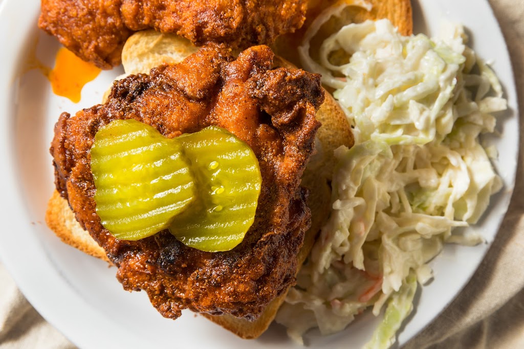 Maddie Gs Hot Chicken | restaurant | 3230 Towerwood Dr K15, Farmers Branch, TX 75234, USA | 2147331640 OR +1 214-733-1640