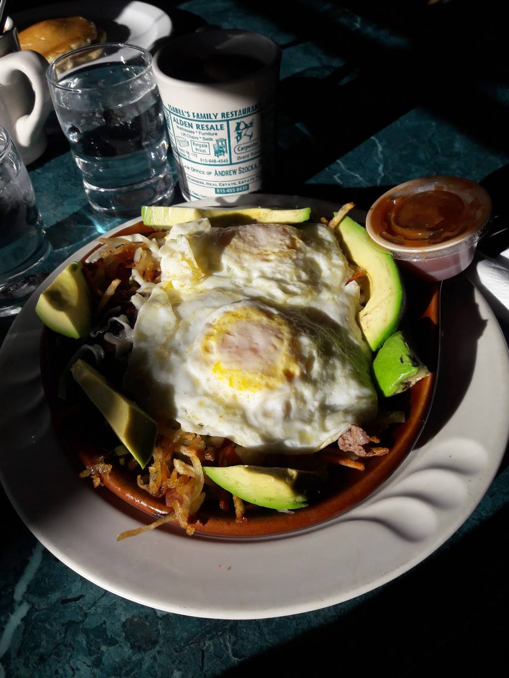 Isabels Family Restaurant | restaurant | 1110 N Seminary Ave, Woodstock, IL 60098, USA | 8153378230 OR +1 815-337-8230