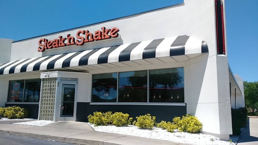 Steak n Shake | restaurant | 40 Town Center Cir, Sanford, FL 32771, USA | 4073288300 OR +1 407-328-8300