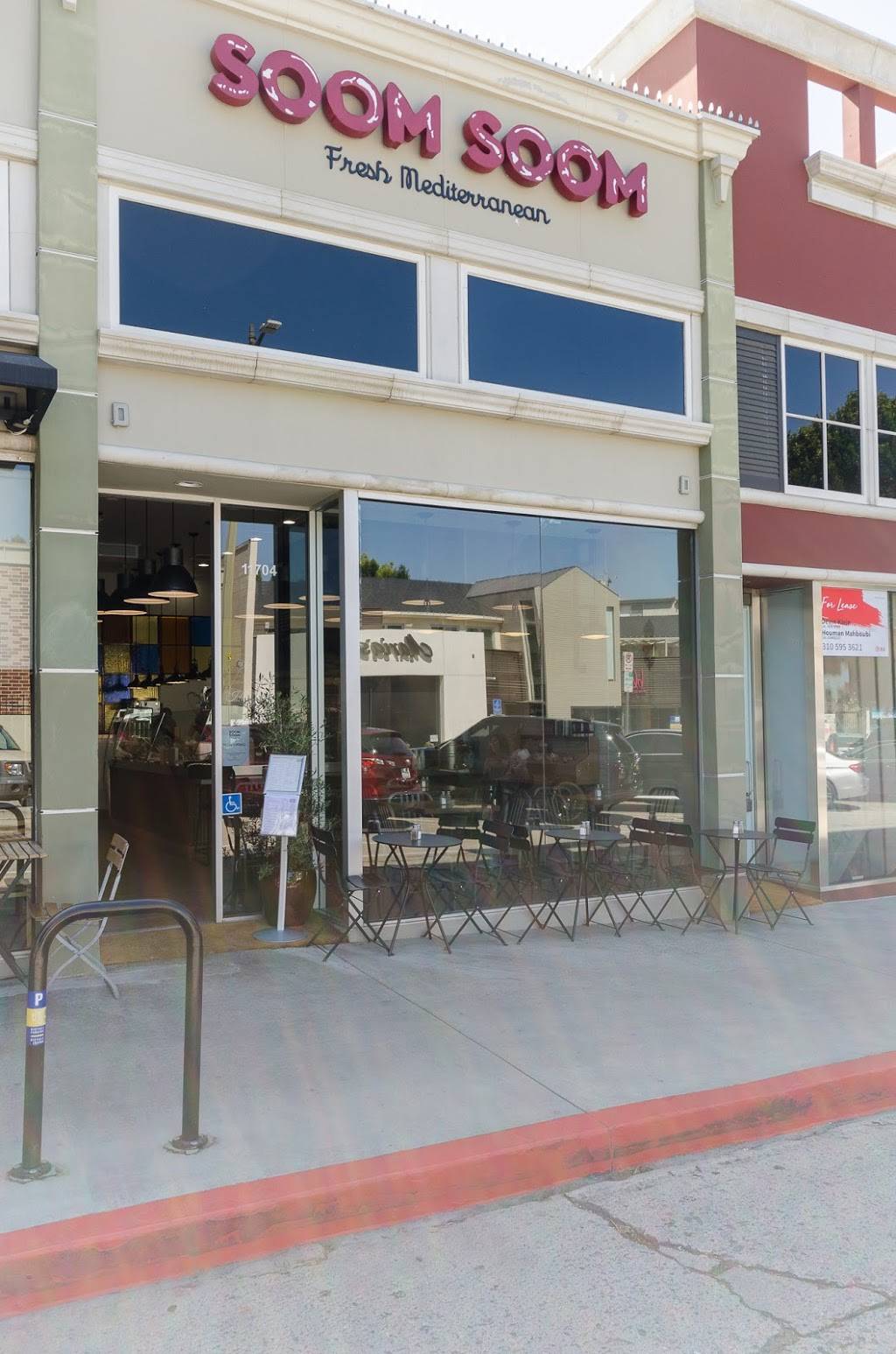 Soom Soom Fresh Mediterranean - Brentwood | restaurant | 11704 Barrington Ct, Los Angeles, CA 90049, USA | 4243310911 OR +1 424-331-0911