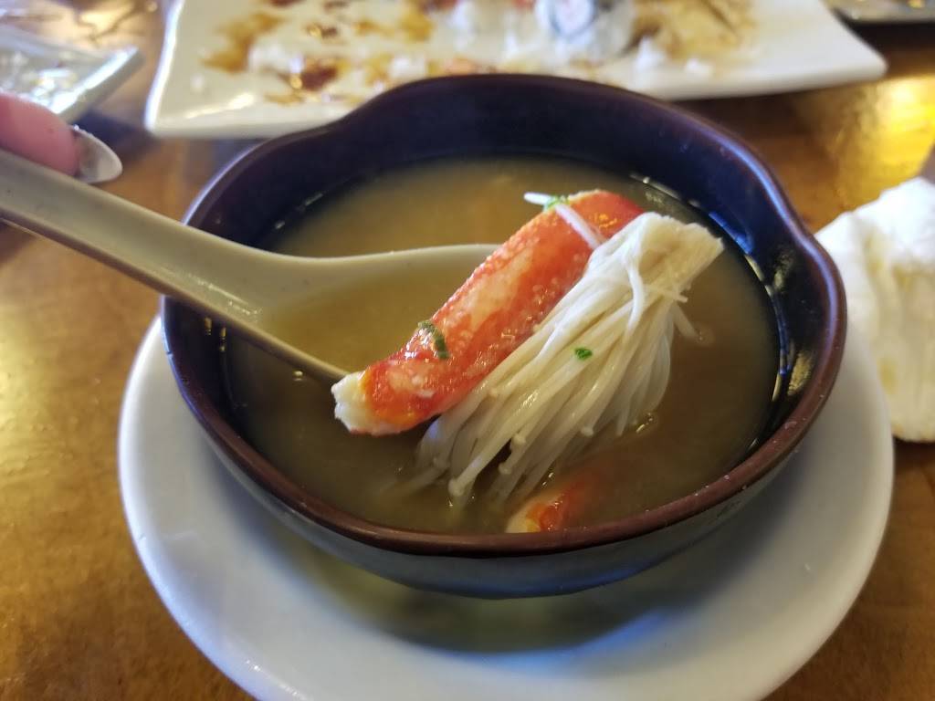 Sushi Bomb | restaurant | 10470 W Cheyenne Ave # 125, Las Vegas, NV 89129, USA | 7022721000 OR +1 702-272-1000