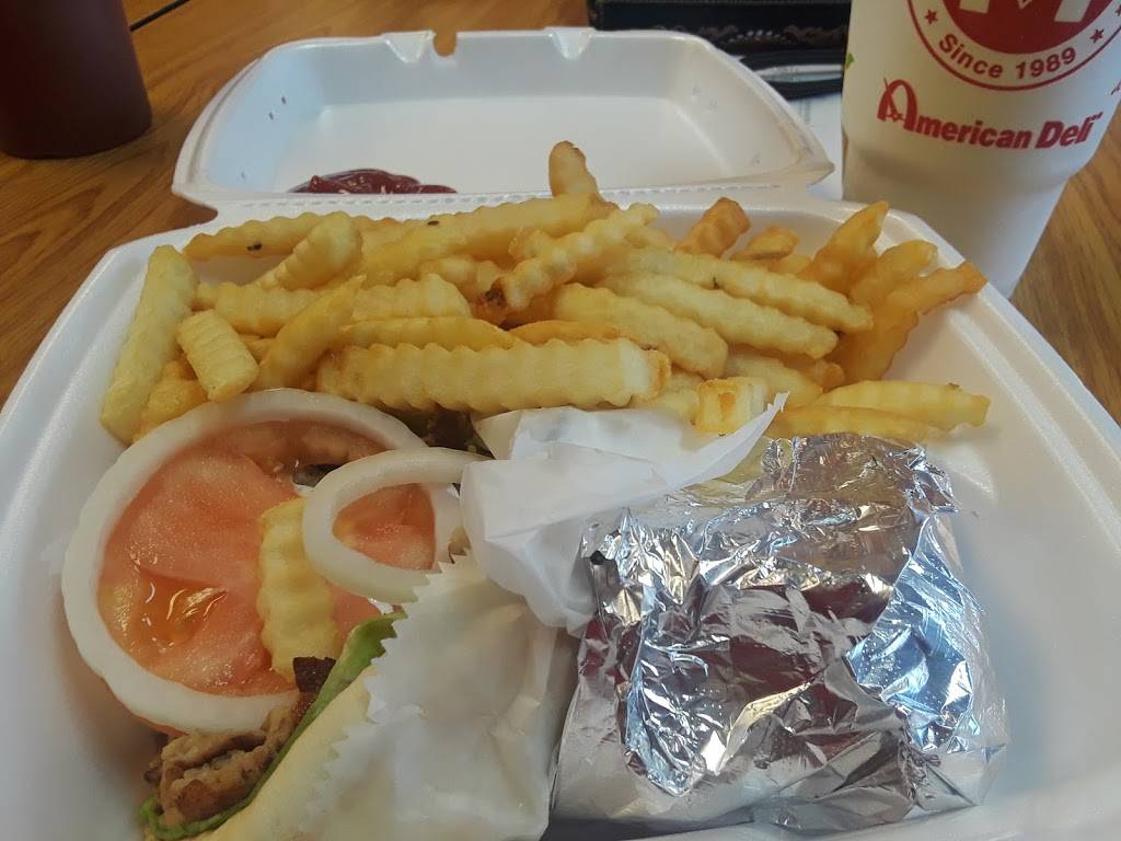 American Deli | restaurant | 1900 E Victory Dr #15,16, Savannah, GA 31404, USA | 9122326900 OR +1 912-232-6900